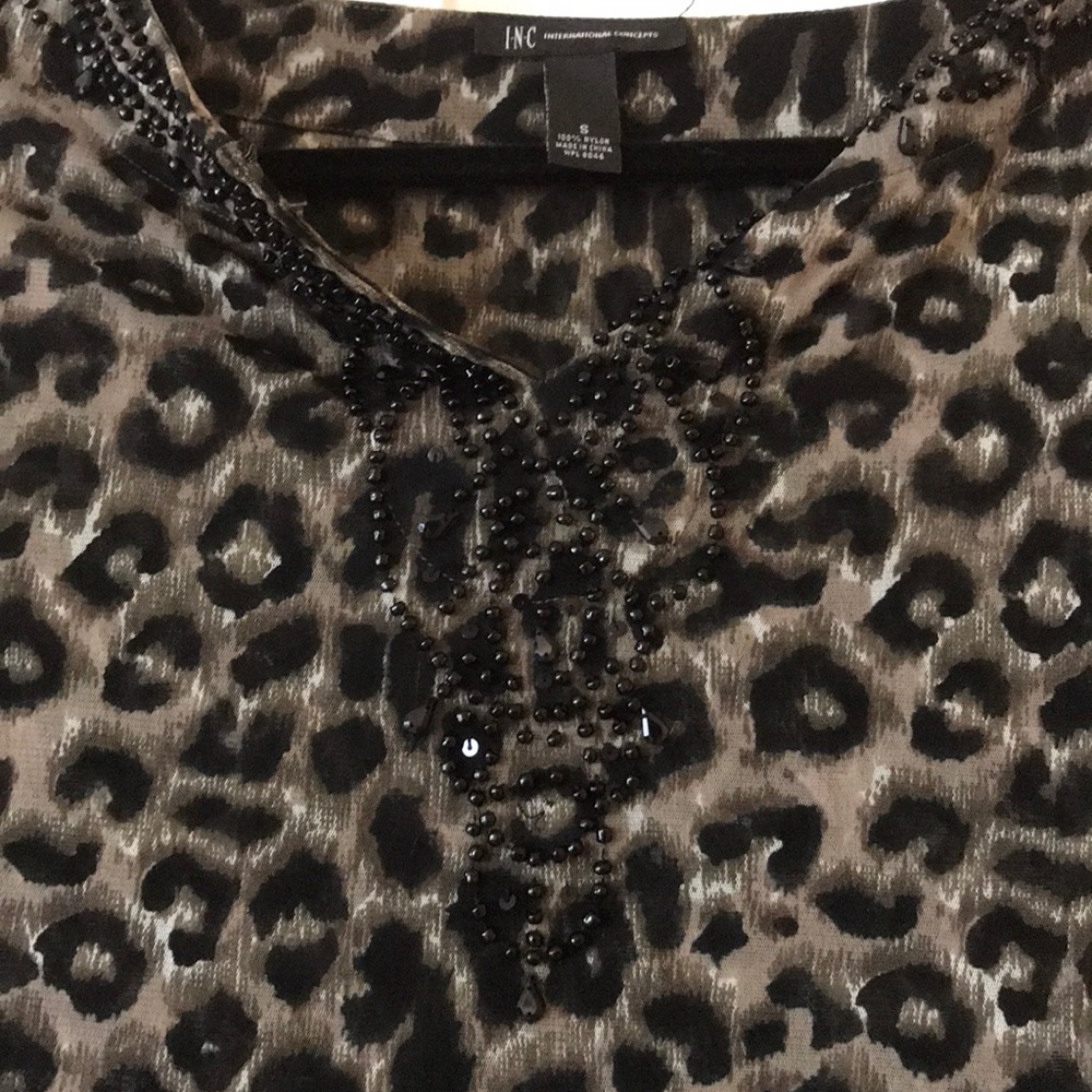 Gorgeous leopard tunic - Picture 2 of 4